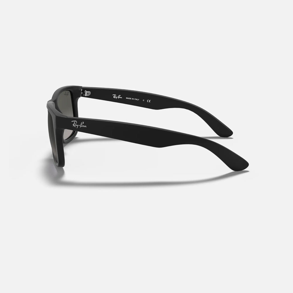 Ray-Ban Justin Classic Matte Black